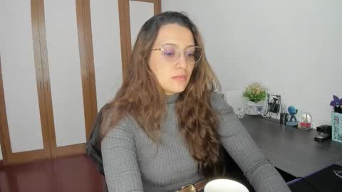 Samantha -  online show from 09-23-25, 06:11