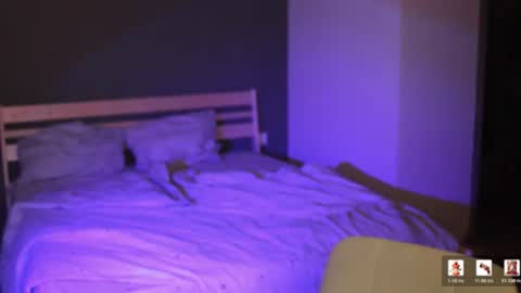 Snapshot of sensual_girrrl chatting on 06-03-26, 12:13 Ilona online show from 06-03-26, 12:13