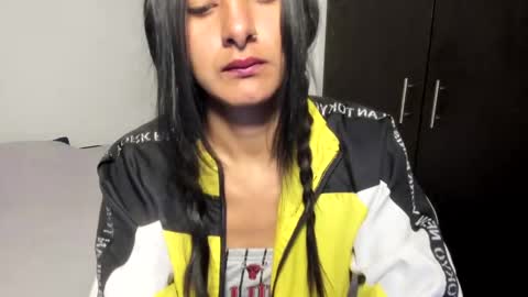 Snapshot of sensual_skinny chatting on 10-11-25, 11:25 sensual_skinny online show from 10-11-25, 11:25