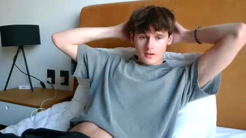 Snapshot of sensualalien chatting on 02-10-26, 11:20 Cam online show from 02-10-26, 11:20