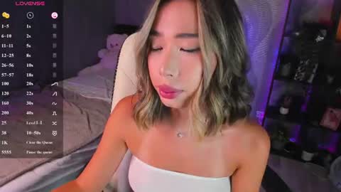 Kiki online show from 06-26-26, 03:16