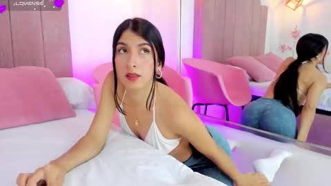 Snapshot of sensualjeen chatting on 10-15-25, 08:09 Jeen online show from 10-15-25, 08:09