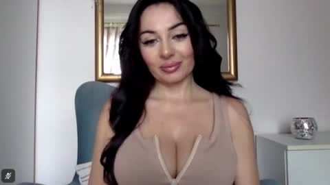 sensuallstella online show from 11-28-25, 08:17