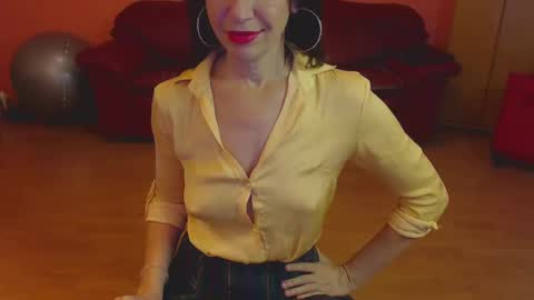 Snapshot of sensualmyra chatting on 12-08-24, 07:05 sensualmyra online show from 12-08-24, 07:05
