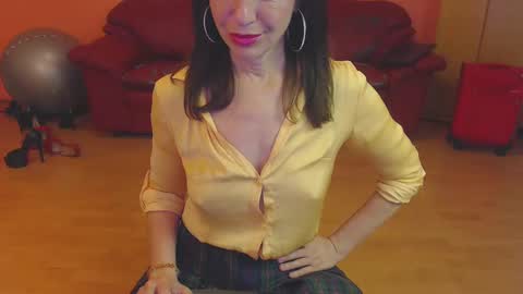 Snapshot of sensualmyra chatting on 01-12-25, 08:25 sensualmyra online show from 01-12-25, 08:25