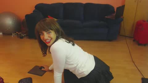 Snapshot of sensualmyra chatting on 10-15-25, 03:01 sensualmyra online show from 10-15-25, 03:01
