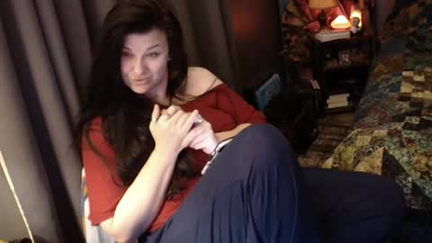 Tara online show from 12-15-25, 01:04