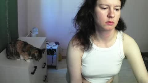 Snapshot of senxsual_tease chatting on 05-20-26, 05:13 senxsual_tease online show from 05-20-26, 05:13