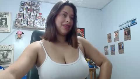 Snapshot of seraphim_01 chatting on 02-04-26, 06:30 lissa online show from 02-04-26, 06:30