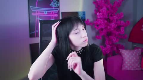 Sera online show from 06-21-26, 11:35