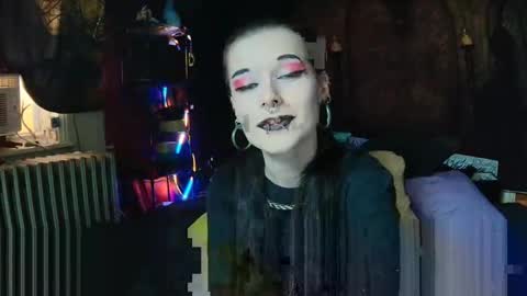 Seraphin Munster online show from 04-30-26, 04:57