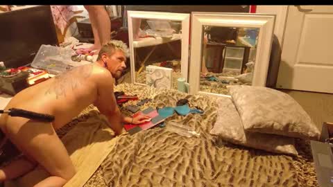 Snapshot of seraphyx33 chatting on 03-02-26, 10:44 seraphyx33 online show from 03-02-26, 10:44