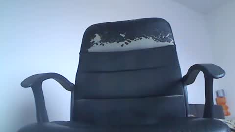 Snapshot of serato80 chatting on 12-31-24, 08:15 serato online show from 12-31-24, 08:15