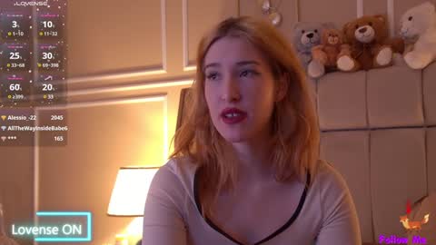 Serena online show from 02-03-25, 01:41