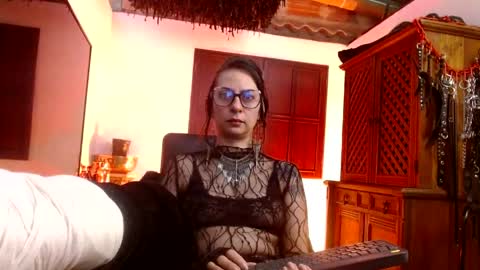 Serena Xyz online show from 04-29-26, 05:30