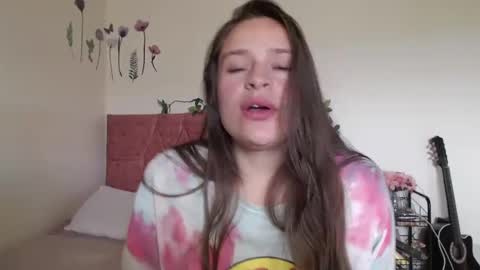 serenity_crystal online show from 02-01-25, 04:11