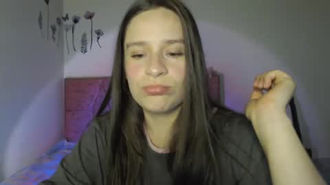 serenity_crystal online show from 10-12-25, 10:20