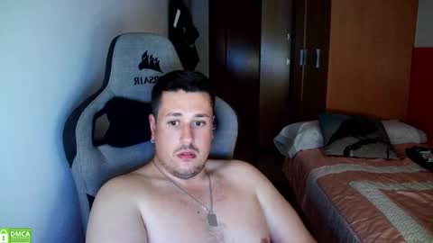 Snapshot of sergio95n chatting on 09-25-25, 02:21 Pollos online show from 09-25-25, 02:21