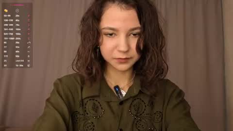 Snapshot of serinazele chatting on 07-21-26, 09:00 Melissa online show from 07-21-26, 09:00