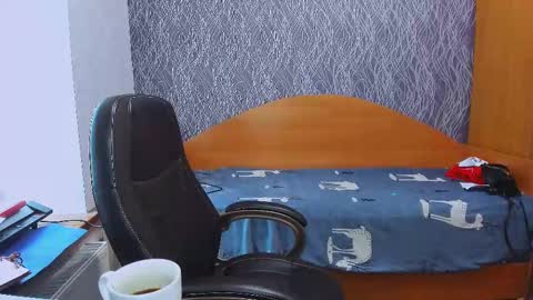 Snapshot of serpenttempter88 chatting on 03-01-25, 09:51 VIOLA online show from 03-01-25, 09:51