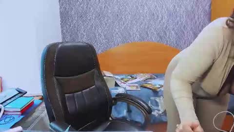 Snapshot of serpenttempter88 chatting on 03-04-25, 09:51 VIOLA online show from 03-04-25, 09:51