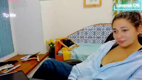 Snapshot of serpenttempter88 chatting on 11-29-25, 06:27 VIOLA online show from 11-29-25, 06:27