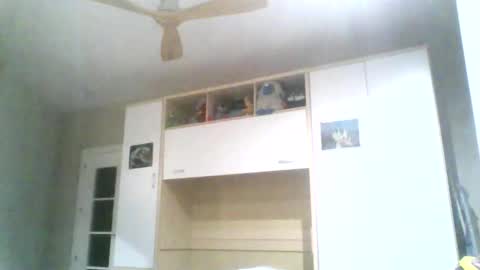 serrano49 online show from 12-16-25, 04:06