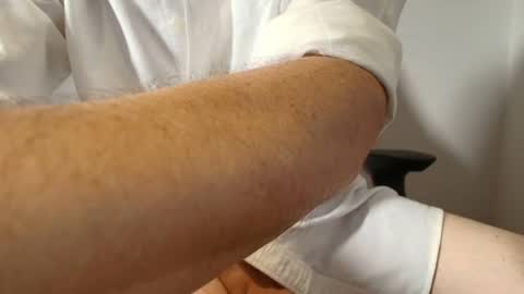 Snapshot of sesxappeal chatting on 07-11-26, 08:06 Lets have fun online show from 07-11-26, 08:06