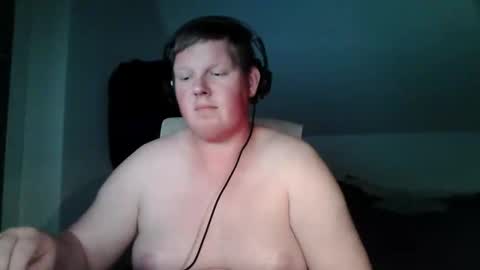 Snapshot of setcuna chatting on 11-18-25, 10:25 setcuna online show from 11-18-25, 10:25