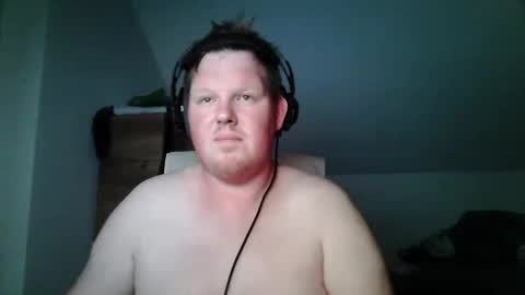 Snapshot of setcuna chatting on 11-28-25, 08:00 setcuna online show from 11-28-25, 08:00