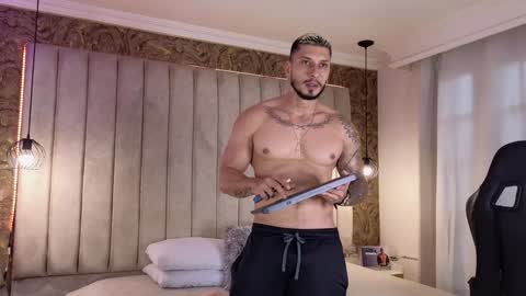 Snapshot of seth_vega_ chatting on 01-22-25, 05:49 HEY IM SETH online show from 01-22-25, 05:49