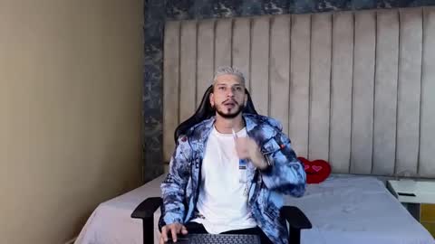 Snapshot of seth_vega_ chatting on 02-27-25, 09:04 HEY IM SETH online show from 02-27-25, 09:04