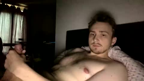 seven20yrs online show from 04-29-26, 10:52