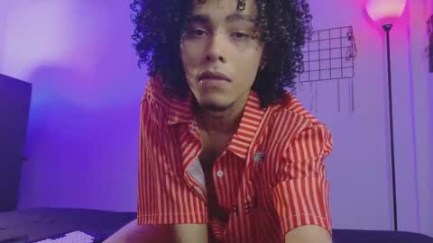 Alexis online show from 10-31-25, 04:24