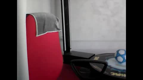 sexcoppia_24 online show from 04-28-26, 08:52