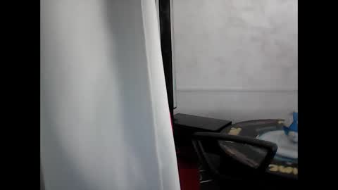 Snapshot of sexcoppia_24 chatting on 05-22-26, 08:10 sexcoppia_24 online show from 05-22-26, 08:10