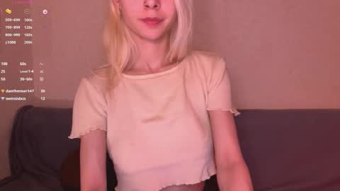 Dina online show from 10-30-25, 09:37