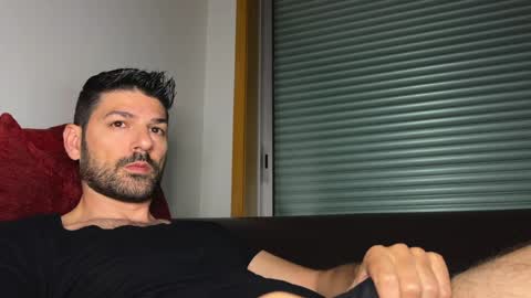 Snapshot of sexfriendch chatting on 05-02-26, 09:14 Lucenzo online show from 05-02-26, 09:14