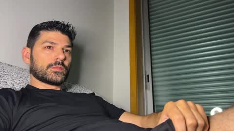 Snapshot of sexfriendch chatting on 05-10-26, 09:03 Lucenzo online show from 05-10-26, 09:03