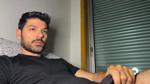 Snapshot of sexfriendch chatting on 05-31-26, 08:32 Lucenzo online show from 05-31-26, 08:32