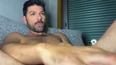 Snapshot of sexfriendch chatting on 06-28-26, 02:28 Lucenzo online show from 06-28-26, 02:28