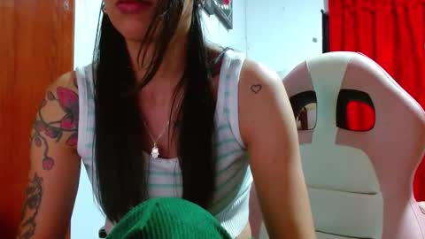 sexmilkdirty online show from 12-18-25, 11:44
