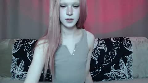 Nextdoor Princess online show from 08-02-26, 12:58
