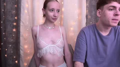 Jennis and OliverPvt is open online show from 12-08-24, 06:17