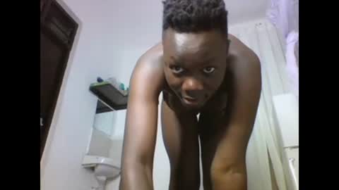 Snapshot of sexqueen02 chatting on 01-28-25, 03:57 sexqueen02 online show from 01-28-25, 03:57