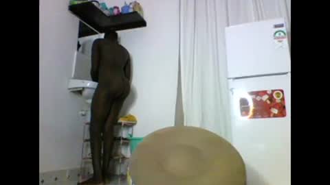 Snapshot of sexqueen02 chatting on 02-04-25, 12:29 sexqueen02 online show from 02-04-25, 12:29