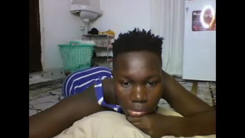 Snapshot of sexqueen02 chatting on 02-16-25, 01:16 sexqueen02 online show from 02-16-25, 01:16