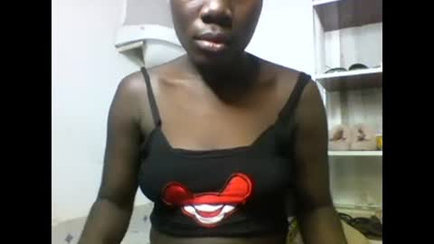 Snapshot of sexqueen02 chatting on 02-22-25, 03:45 sexqueen02 online show from 02-22-25, 03:45