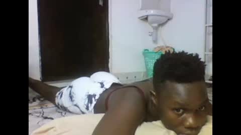 Snapshot of sexqueen02 chatting on 02-23-25, 11:25 sexqueen02 online show from 02-23-25, 11:25