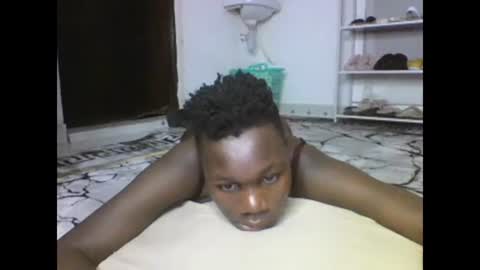 Snapshot of sexqueen02 chatting on 02-28-25, 03:48 sexqueen02 online show from 02-28-25, 03:48